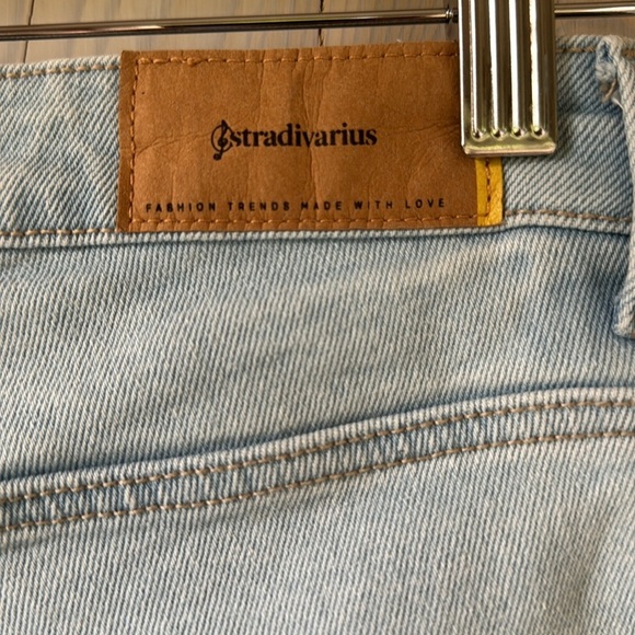 Stradivarius Mom Slim Jeans Size 6 - Picture 3 of 9